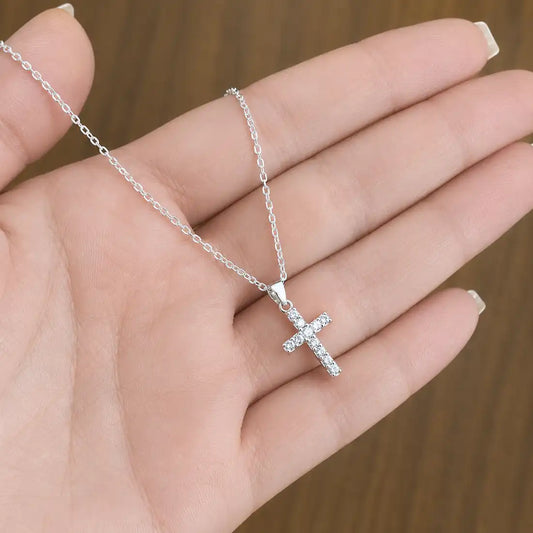Zarter Kreuz Anhänger mit Silberkette aus echtem 925 Silber 2a